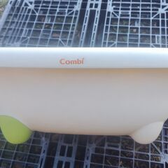 Combi ベビーバス 栓なし 野菜洗い・多用途にの画像