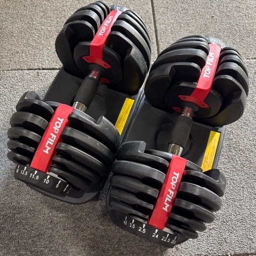 n*n様 TOP FILM 調整可能ダンベルセット 24kg 2台 可変式 TOP FILM 調整可能ダンベルセット 24kg 2台 可変式 トレーニング 筋