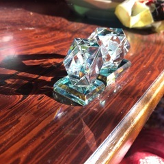 クリスタルインテリア
の画像