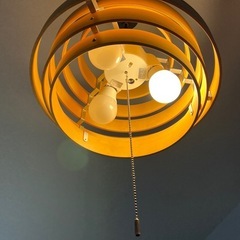 ニトリ ペンダントライト (電球3個付き)の画像