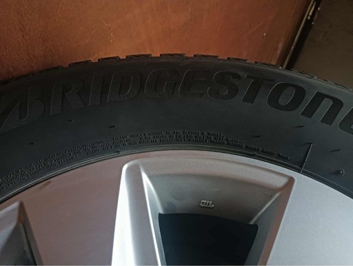 265/65/r17トヨタ純正ホイールセット