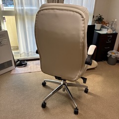 ニトリオフィスチェア(oc708 エアリー wh)の画像