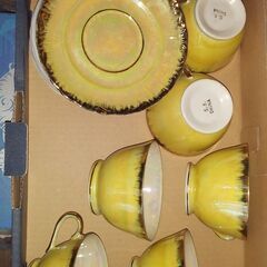 コーヒーカップ、お皿など差し上げます。の画像