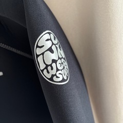 ウェットスーツ   5ミリ　タッパー　ほぼ未使用の画像