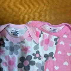 carter's & Gerber ロンパース 3枚セットの画像
