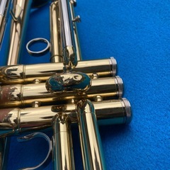 YAHAHAトランペットYTR4325Gの画像