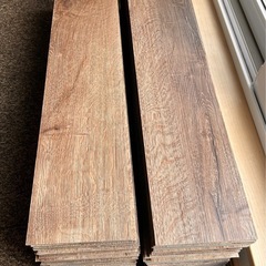 フロアタイル　ヴィンテージスタイル　木目　置くだけ　2畳/6畳/8畳などの画像