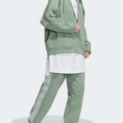 新品　adidas ワーディング ルーズフィット フリース フルジップパーカー フルレングスパンツ 上下セット
の画像