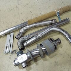 コロナ FFストーブ UHB-TP1030 ツインヒーター 2017年製 ツインバーナー 燃焼確認済み 温水暖房未確認 現状品 新道東店の画像