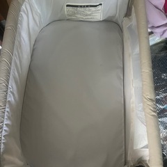 折りたたみ式　ベビーベッド0歳から1歳半用の画像