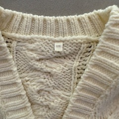 11/16まで‼︎ GU 厚手ニットカーディガン 120cmの画像