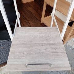 山善　YAMAZEN　レンジラック　キッチンラック　レンジ台　スリム　収納　ホワイト　ナチュラル　サイズ（約）幅48×奥47×高143　　■近隣配送無料 買取GO‼　栄和店の画像