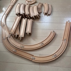 木製レールセット　電車　汽車の画像