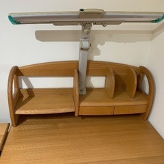 無料　木目調デスクの画像