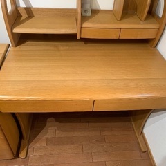 無料　木目調デスクの画像