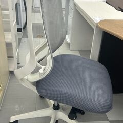 ★リユースのサカイ千葉中央店★  ワークﾁｪｱ  H107×D71×W71 クリーニング済み TC5346の画像