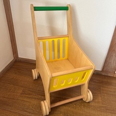 手押し車　おままごと用カート　の画像