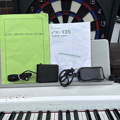 成約済み
　カシオ　電子ピアノ　 PX-135  2011年製　説明書、楽譜あり　
