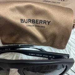 【新品正規店購入】バーバリーBURBERRY サングラス BE4396Uスクエアの画像