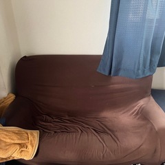 テレビ台、ソファ、ベットの画像