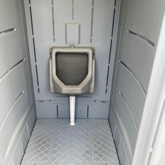 仮設トイレ　小便器　中古清掃済み　扉なしの画像