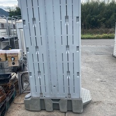 仮設トイレ　小便器　中古清掃済み　扉なしの画像