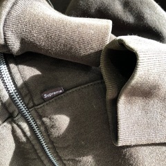 シュプリーム　パーカー　サイズLの画像