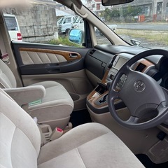 アルファード走行距離10万キロ台の画像