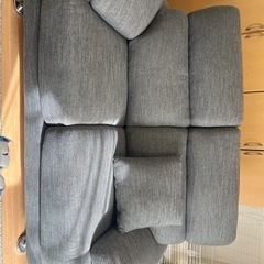 ニトリ3人掛けソファの画像