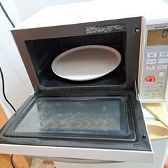 オーブン電子レンジ、小型冷蔵庫の画像