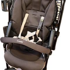 combi ベビーカーの画像