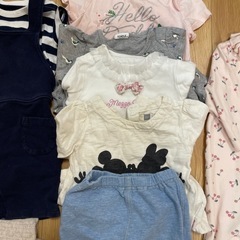 ベビー服　70サイズ　女の子の画像