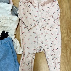 ベビー服　70サイズ　女の子の画像