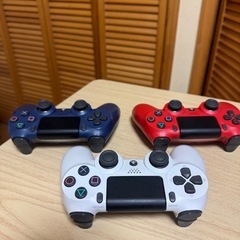 PS4 コントローラー DUALSHOCK4の画像