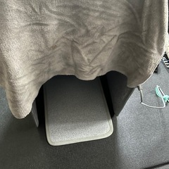 遠赤外線デスクヒーター　足元温めるの画像