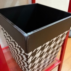 レディー　ノベルティ　ダストボックスの画像