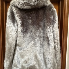 【美品】セシルマクビーアウターの画像