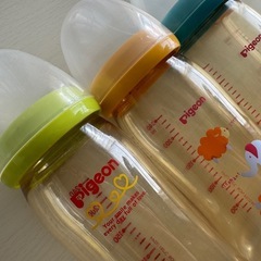 ピジョン 哺乳瓶 4本セットの画像
