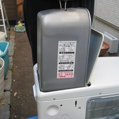 コロナ石油ファンヒーター　灯油7,2ｌタンクです。の画像