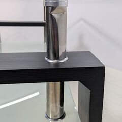 ガラスのローテーブルの画像