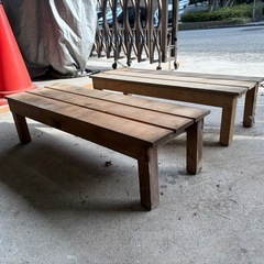 木製の園芸台２つの画像