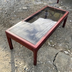 紫檀調 リビングテーブルの画像