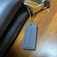 coachのショルダーバック紺色の画像