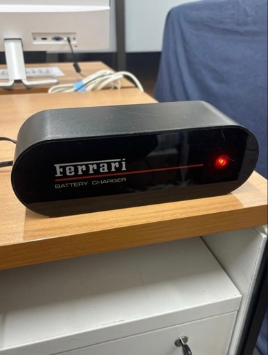 アクセサリー Ferrari Battery Charger