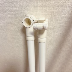 ニトリ つっぱり2段ハンガー ヒルデF ホワイト 白の画像