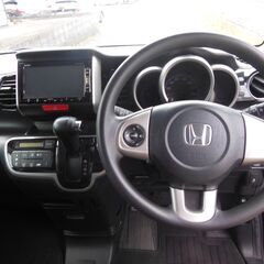 HONDA　N-BOX　Custom　【車検2年付き♪】の画像