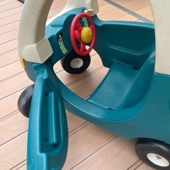 子供の車の画像