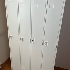 オフィスロッカーの画像