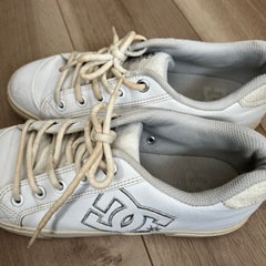 DC・スニーカー・24.5㎝の画像