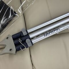 美品 ダイワ サーフスタンド 750 軽量アルミ三脚 SURF STAND Daiwa 釣り 竿立て 竿受 竿掛け 札幌市手稲区の画像